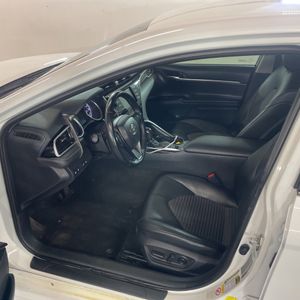 صورة مصغرة 32 لـ 2018 Toyota CAMRY HYBRID SE