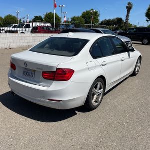 BMW 3 SERIES 328I - 8