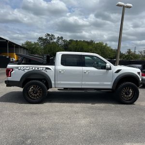 FORD F-150 RAPTOR - 10