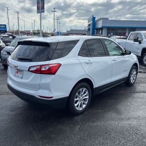 CHEVROLET EQUINOX LS - 8