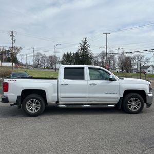CHEVROLET SILVERADO 1500 - 10