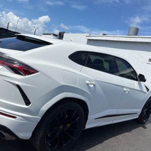 2022 Lamborghini URUS BASE 照片 9