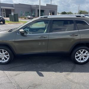 JEEP CHEROKEE LATITUDE - 4