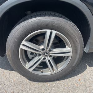 2020 Mercedes-BENZ GLC thumbnail 19