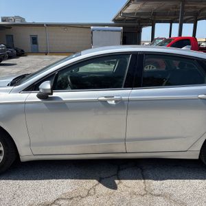 2019 FORD FUSION SE 照片 4