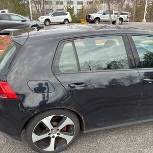 VOLKSWAGEN GOLF GTI AUTOBAHN - 9