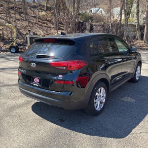 HYUNDAI TUCSON SE - 8