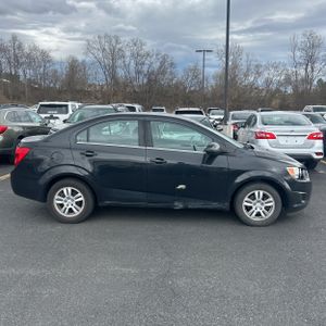 CHEVROLET SONIC LT AUTO - 10