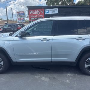 صورة 4 لـ 2024 JEEP GRAND CHEROKEE 4XE