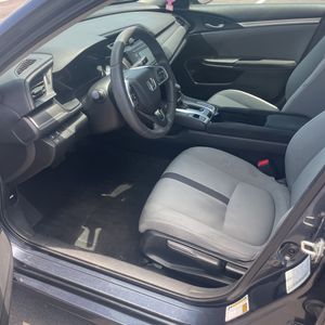 2020 Honda CIVIC LX — миниатюра 31