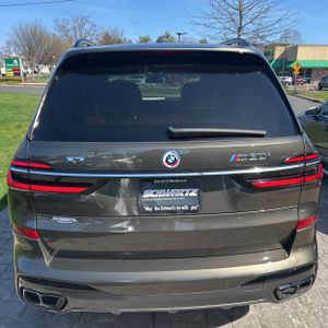 BMW X7 M60I - 7