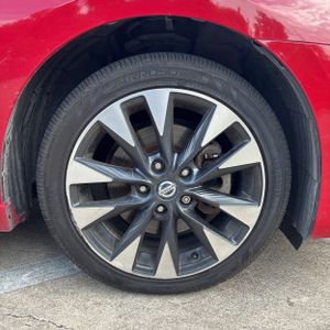 2019 Nissan SENTRA SR TURBO 照片 20