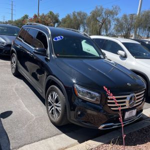 MERCEDES-BENZ GLB - 8