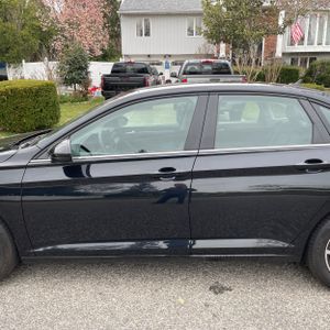 VOLKSWAGEN JETTA SE - 4