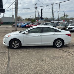 HYUNDAI SONATA GLS - 3