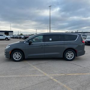 CHRYSLER PACIFICA SELECT - 3
