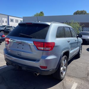 JEEP GRAND CHEROKEE OVERLAND - 8