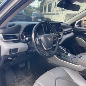2023 Toyota HIGHLANDER XLE thumbnail 38