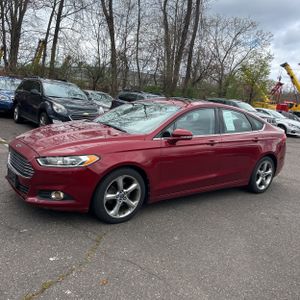 FORD FUSION SE - 3