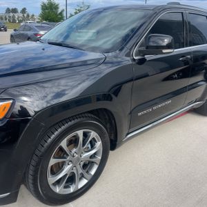 JEEP GRAND CHEROKEE SUMMIT - 2