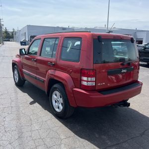 JEEP LIBERTY - 5
