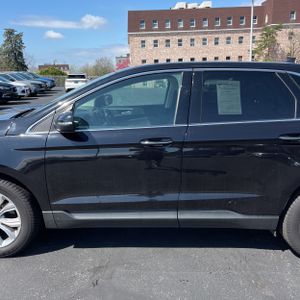 FORD EDGE TITANIUM - 4