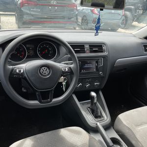2017 Volkswagen JETTA 1.4T S thumbnail 35