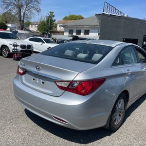 HYUNDAI SONATA GLS - 8