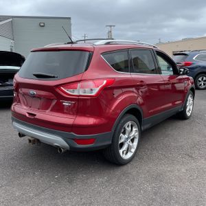 FORD ESCAPE TITANIUM - 8