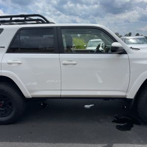 صورة 11 لـ 2020 Toyota 4RUNNER TRD PRO