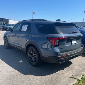 FORD EXPLORER ST - 5
