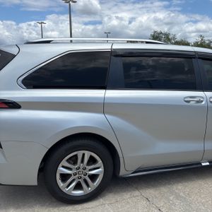 TOYOTA SIENNA - 9