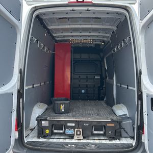 2023 Mercedes-BENZ SPRINTER 2500 — миниатюра 40