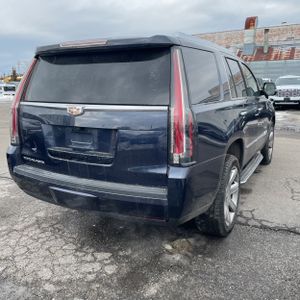 CADILLAC ESCALADE LUXURY - 8