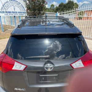 2015 Toyota RAV4 LE — фото 16