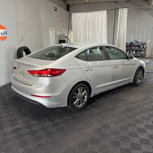 2018 Hyundai ELANTRA SEL — фото 8