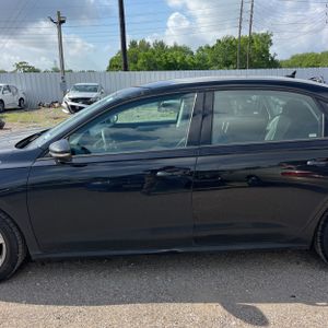 VOLKSWAGEN PASSAT S - 3