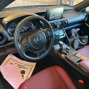 2023 Lexus IS 300 BASE — миниатюра 30