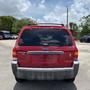 FORD ESCAPE XLT - 7