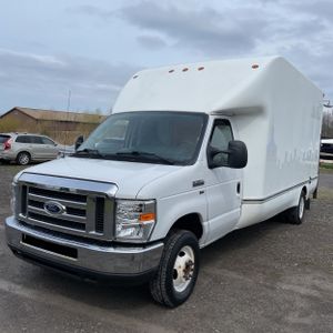 FORD E-350 CUTAWAY - 1