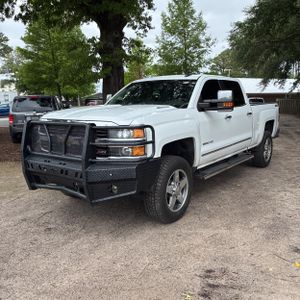 CHEVROLET SILVERADO - 1