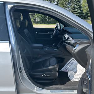 صورة 32 لـ 2020 Cadillac XT6 PREMIUM LUXURY