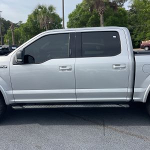 FORD F-150 XLT - 4