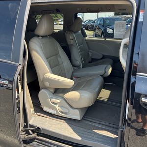 2015 Toyota SIENNA XLE 8-PASSENGER 缩略图 35