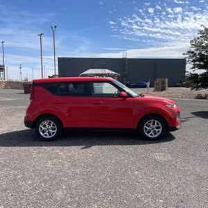 KIA SOUL - 10