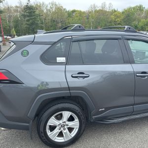 TOYOTA RAV4 - 9