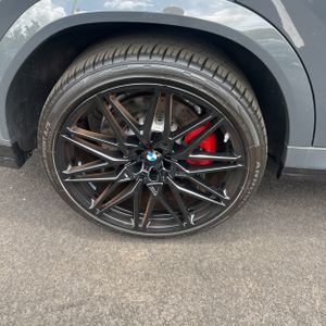 2025 BMW X6 M 缩略图 18