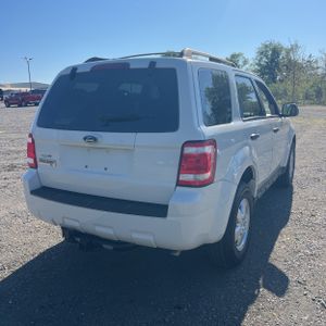 FORD ESCAPE XLT - 8