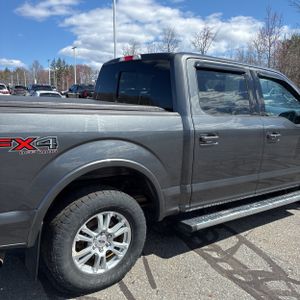 FORD F-150 LARIAT - 9