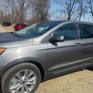 FORD EDGE TITANIUM - 2